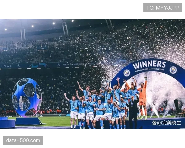 欧联杯奖杯启动巡展 将覆盖24个参赛城市展示